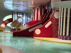 -涨巢·潮玩水疗局