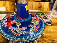 -毛辣果·贵州红酸汤牛肉火锅(西单店)