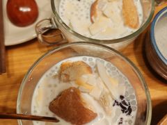 -山茶云南菜(永安里店)