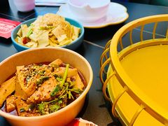 -多嘴超级肉蟹煲(中街恒隆故宫店)