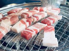 鲜猪五花-原始泥炉烤肉(总店)