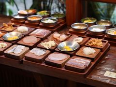 -银米·云南传统过桥米线(双廊黑金冠店)