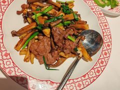 -谭厨中山传家菜.乳鸽.脆鲩鱼(华强北中航城店)