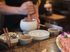 现捣虾滑-小龙坎火锅(全球总店)