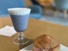 -蔚来中心(北京中关村店)