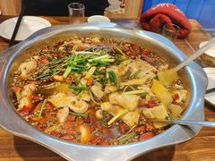 -乡土特色.冷锅鱼.牦牛肉汤锅