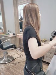 -苑苑发型设计