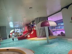 -涨巢·潮玩水疗局