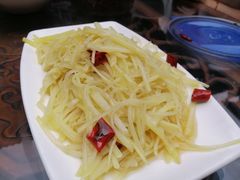 -华冠悠岚·庭院餐厅(青城后山店)