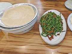 -合合春饼·酱骨·东北菜(潘家园店)