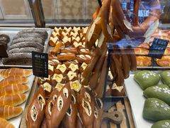 -Dough&Joe团憩(瑞虹天地月亮湾店)