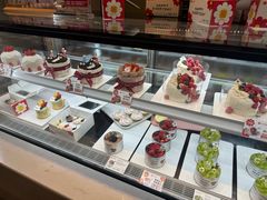 -花花卷卷·鲜食蛋糕(静安久光百货店)