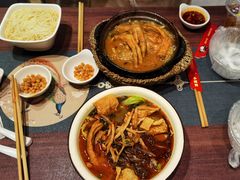 砂锅鸭脚煲-丽丽三鲜螺蛳粉(田林路店)
