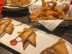 -胖哥俩肉蟹煲(华贸店)