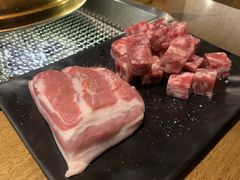 -肉甲韩国木炭烤肉(新壹街1店)