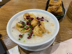 荔湾艇仔粥-赏点粤式点心(广州塔店)