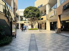 -宁波杉井奥特莱斯广场