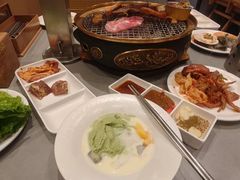 -山焱·炭火自助烤肉(周浦万达店)