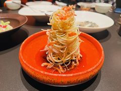 樱花虾拌芹菜-三利音·玖弄小鲜(浦东嘉里城店)