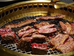 -铭牛烧肉·和牛海鲜自助(高新月牙湖店)