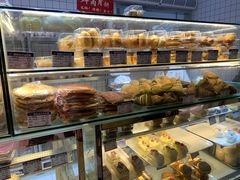 -白玉兰食品甜凤店(合生汇店)