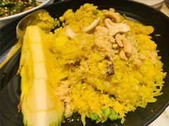 菠萝海鲜炒饭-星洲小聚·东南亚菜(中航城君尚店)