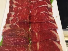 -虾弄弄海派小龙虾·牛羊蝎子火锅