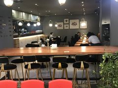 -POKEE VIA&Brunch·维娅(重庆来福士店)