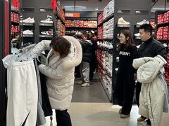 -首创奥特莱斯(西安店)