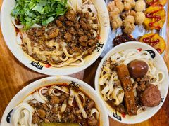 -任记七中刀削面(总店)