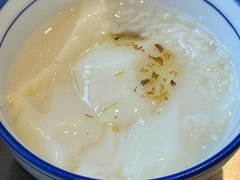 -潮界(LU·ONE凯德晶萃广场店)