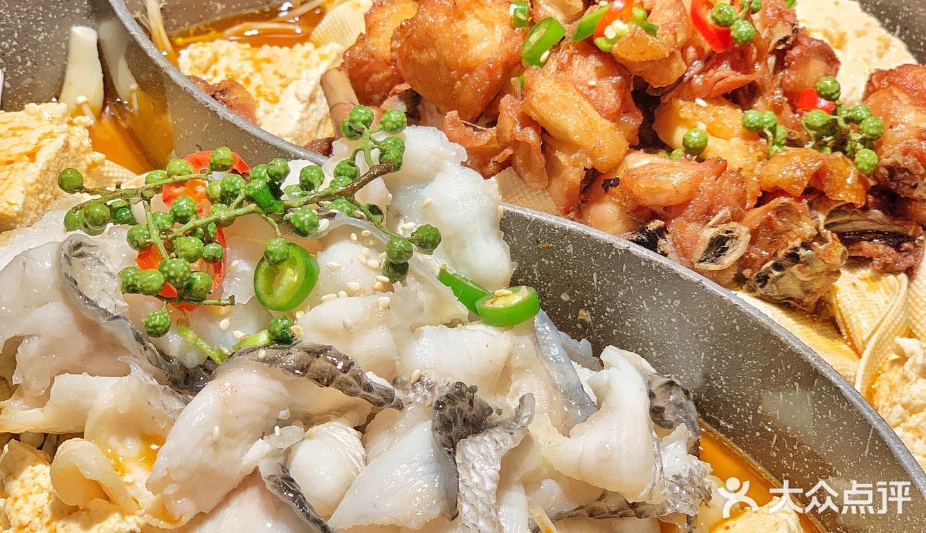 涮菜-油炸豆皮和春笋春卷不太推荐