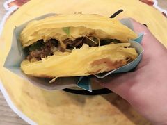 青椒黄金肉夹馍-魏家凉皮(来广营店)