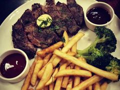 -WOLFGANG PUCK KITCHEN & BAR(迪士尼小镇店)