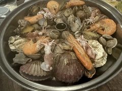 -今鲜源酒店·海鲜锅贴青岛菜(新湛路店)