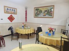 包厢-明月食府(二区干二路店)