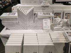 -胖东来生活广场(健康路店)