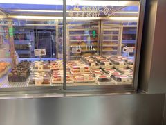面包甜点陈列柜-LELECHA乐乐茶(新街口大洋店)