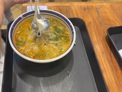 -云阿蛮云南生烫牛肉米线(奉贤路店)