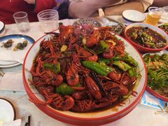 -海盗船. 龙虾烧烤. 酒馆