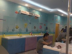 -爱婴岛(大信·新都汇店)