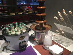 -怡人怡口牛排海鲜自助(飞龙大厦店)