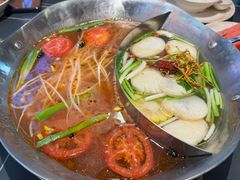 -由衷贵州酸汤牛肉火锅(新桥店)
