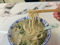 -明呈黄鱼面馆(斜土路店)