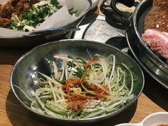 -江南猪肉商会无限续吃(弘大店)