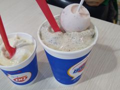 暴风雪-DQ·蛋糕·冰淇淋(新玛特分店)
