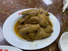 卤水乳鸽-陈光记烧腊店(罗保博士街店)