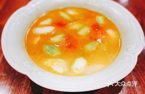 Bamboo Shoot and Loofah Tomato Soup