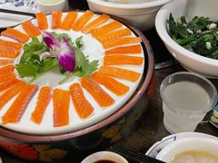 -醉美东江·三文鱼·烧鸡公
