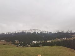 -江布拉克景区怪坡停车场